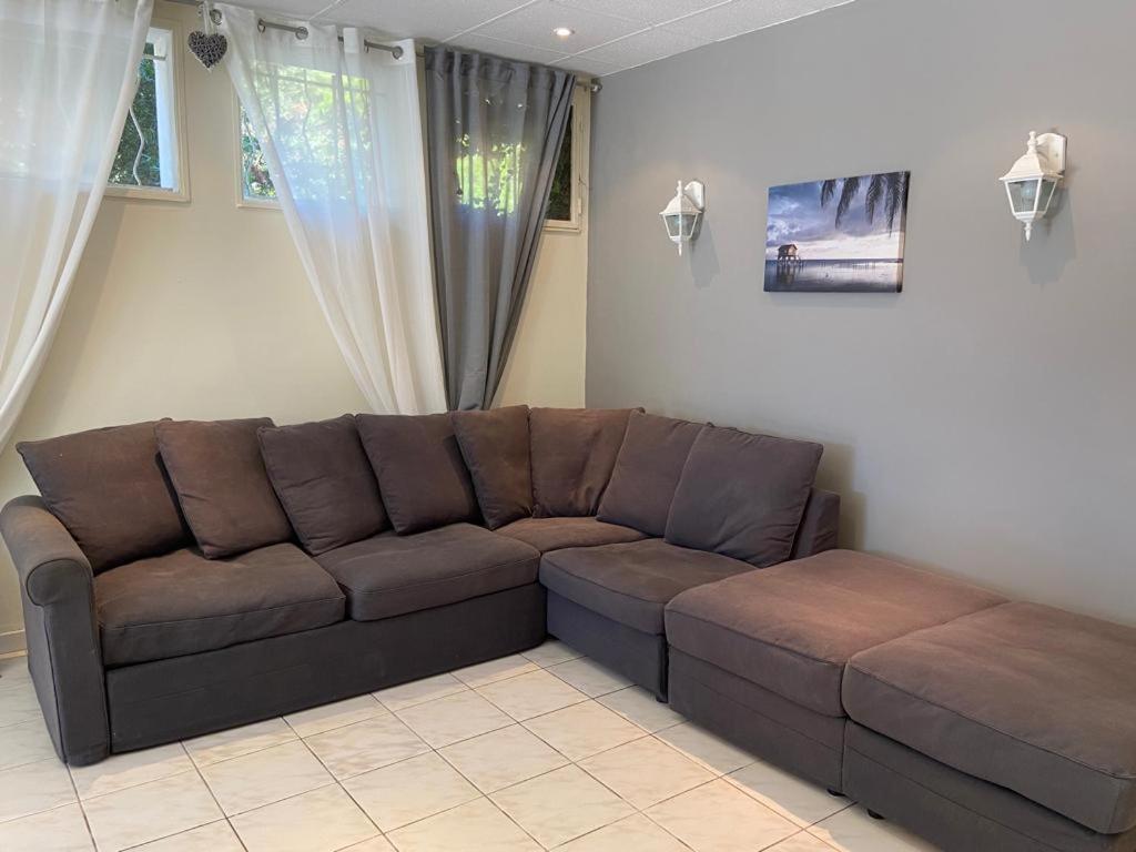 Gite Comme A La Maison Йер Экстерьер фото